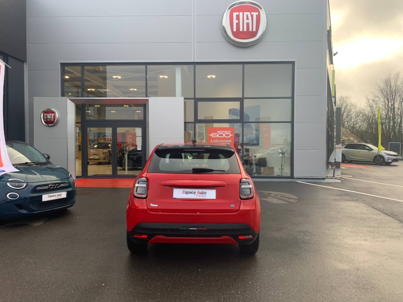 FIAT 600 - e 156ch 54kWh Red - Groupe Polmar
