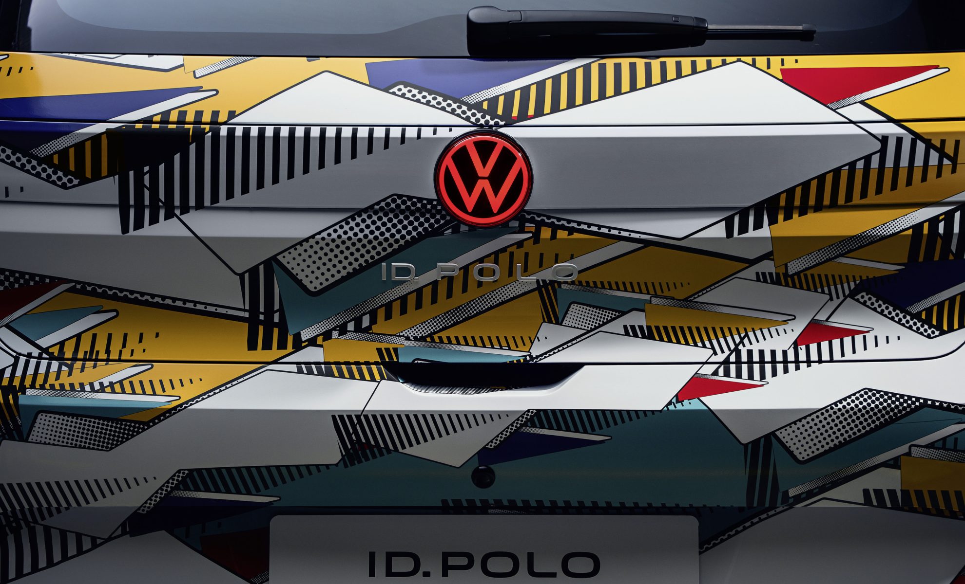Nouvelle ID. Polo