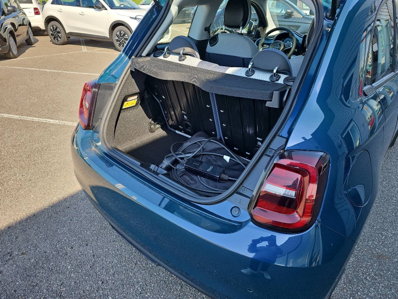 FIAT 500 3+1 - e 118ch Icône Plus (Pack Magic Eye) - Groupe Polmar