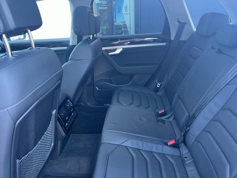 VOLKSWAGEN Touareg - 3.0 TSI eHybrid 381ch Elegance 4Motion BVA8 - Groupe Polmar