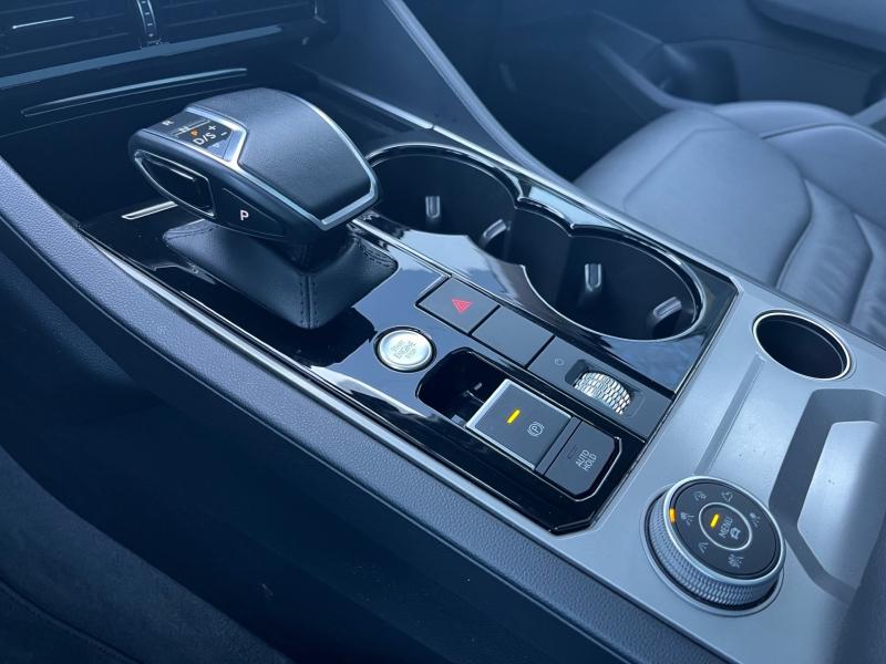 VOLKSWAGEN Touareg - 3.0 TSI eHybrid 381ch Elegance 4Motion BVA8 - Groupe Polmar