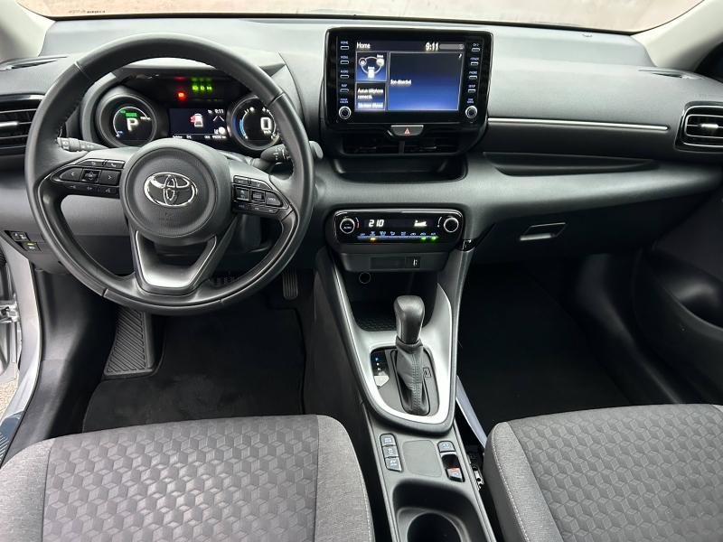 TOYOTA Yaris - 116h Design 5p MY21 - Groupe Polmar