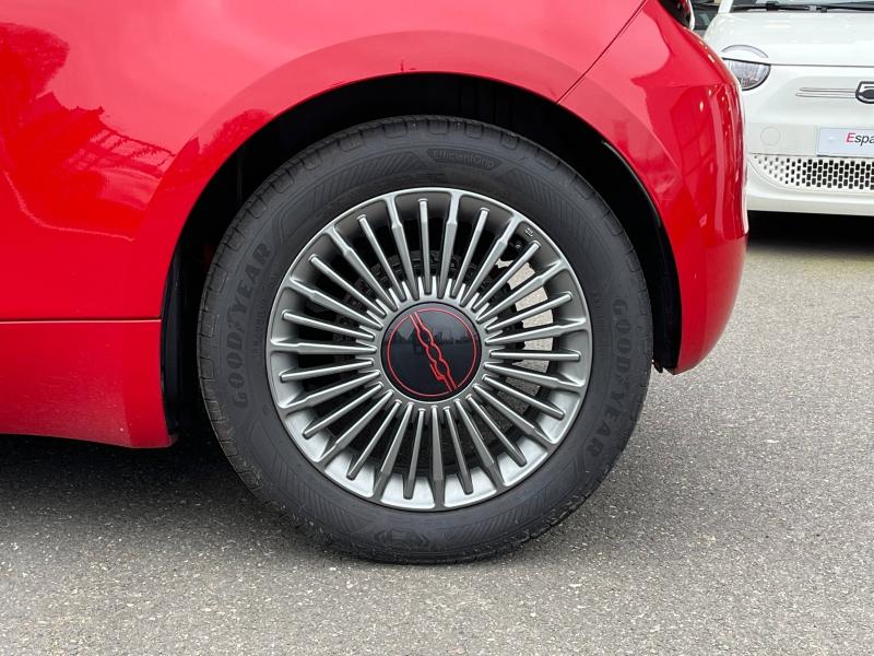 FIAT 500 - e 95ch (RED) - Groupe Polmar