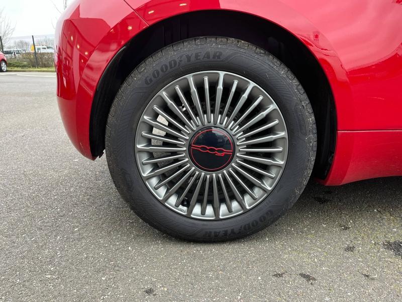 FIAT 500 - e 95ch (RED) - Groupe Polmar