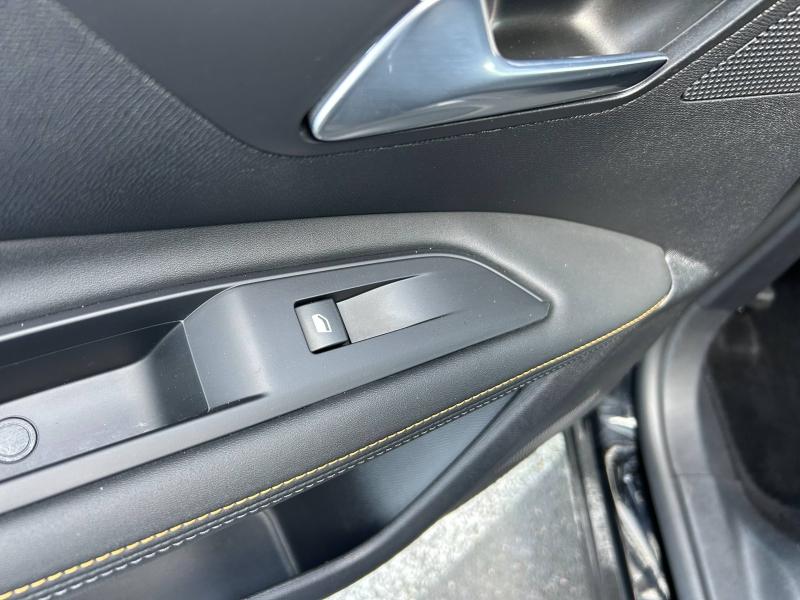 PEUGEOT 3008 - Plug-in Hybrid 225ch Allure Pack e-EAT8 - Groupe Polmar