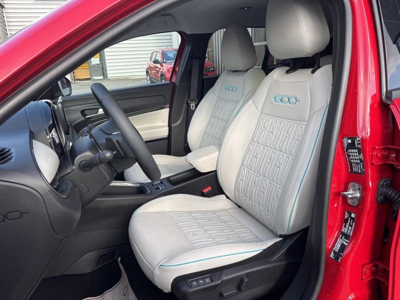 FIAT 600 - 1.2 Hybrid 100ch La Prima DCT6 - Groupe Polmar