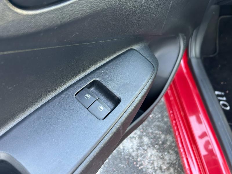 HYUNDAI i10 - 1.0 67ch ECO Initia - Groupe Polmar