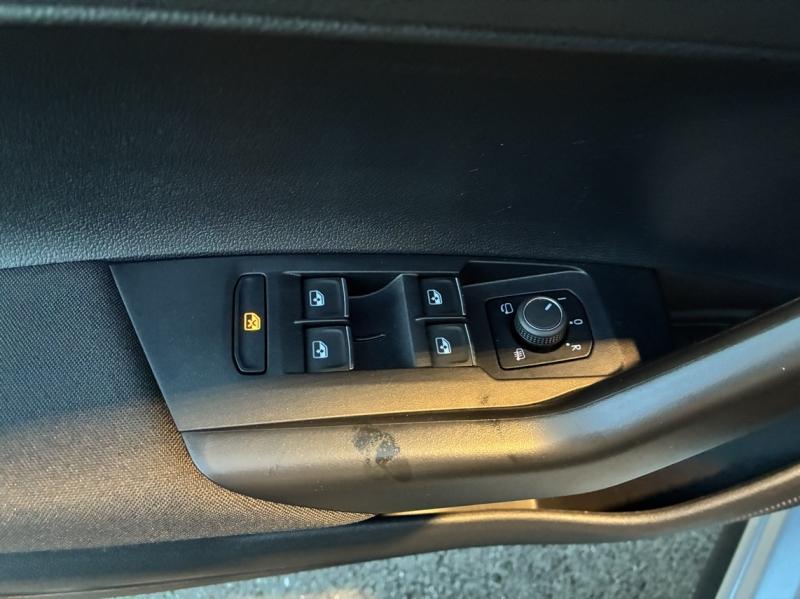 VOLKSWAGEN Polo - 1.0 TSI 95ch R-Line - Groupe Polmar