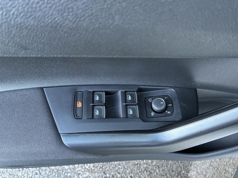 VOLKSWAGEN Polo - 1.0 TSI 95ch R-Line - Groupe Polmar