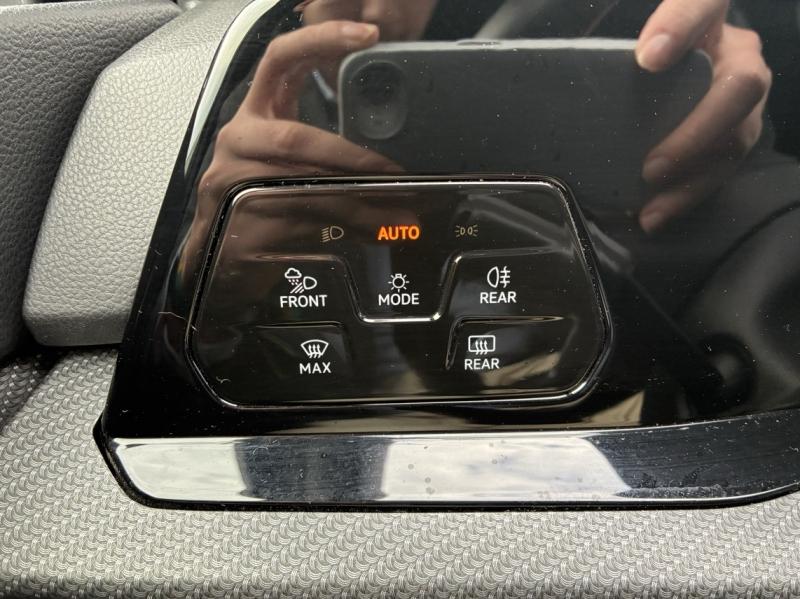 VOLKSWAGEN Golf - 1.5 eTSI OPF 150ch R-Line DSG7 - Groupe Polmar