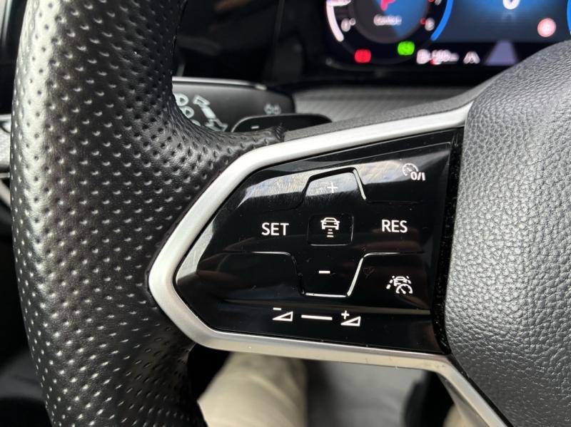 VOLKSWAGEN Golf - 1.5 eTSI OPF 150ch R-Line DSG7 - Groupe Polmar