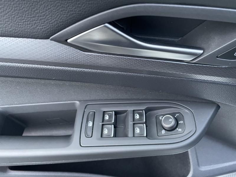 VOLKSWAGEN Golf - 1.0 eTSI OPF 110ch Active DSG7 - Groupe Polmar