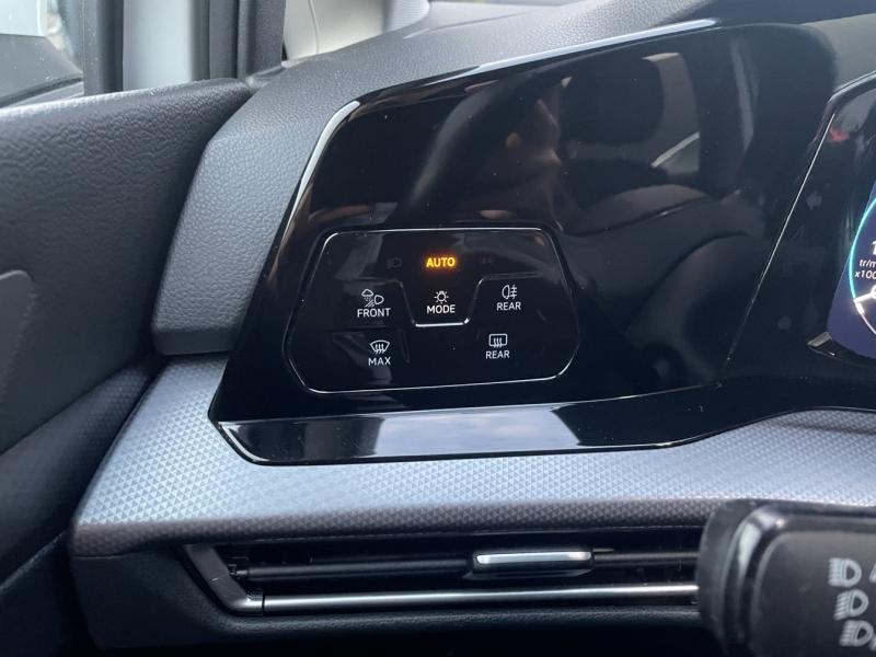 VOLKSWAGEN Golf - 1.0 eTSI OPF 110ch Active DSG7 - Groupe Polmar