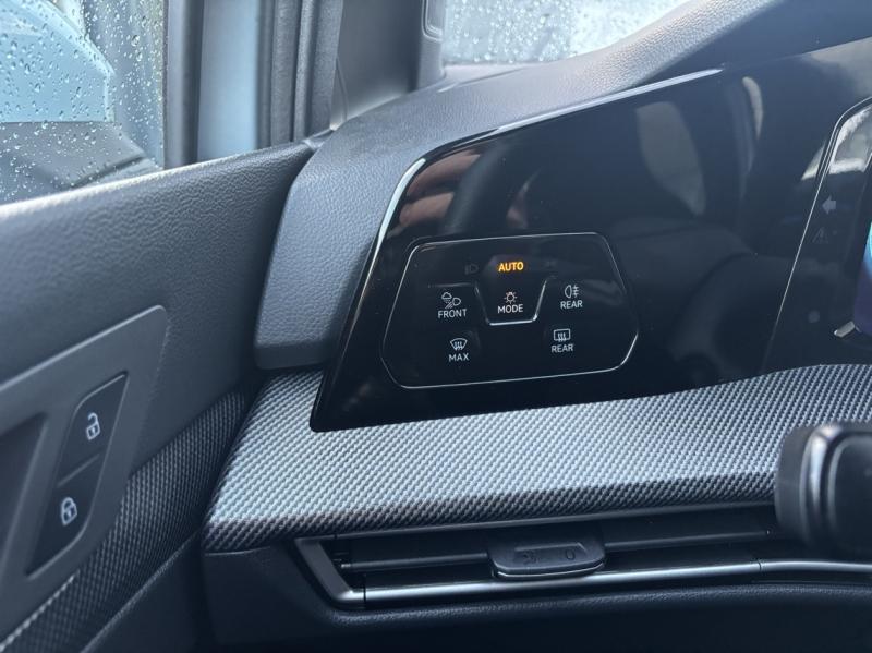 VOLKSWAGEN Golf - 1.5 eTSI EVO2 150ch R-Line Edition DSG7 - Groupe Polmar