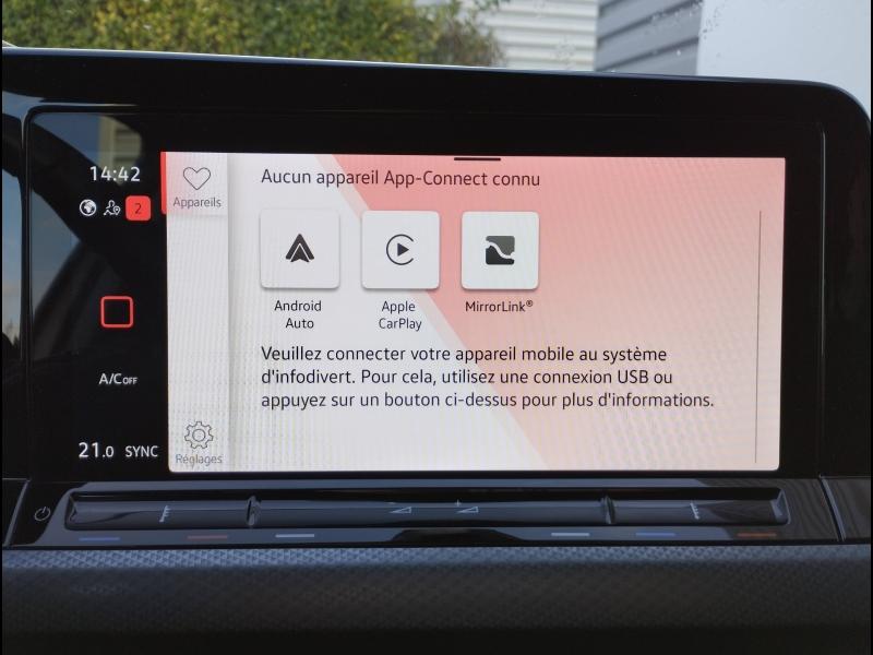 VOLKSWAGEN Golf - 1.0 eTSI OPF 110ch Active DSG7 - Groupe Polmar