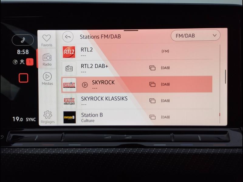 VOLKSWAGEN Golf - 1.5 eTSI OPF 150ch R-Line DSG7 - Groupe Polmar