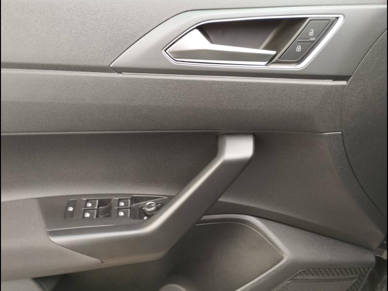 VOLKSWAGEN Polo - 1.0 TSI 95ch R-Line - Groupe Polmar