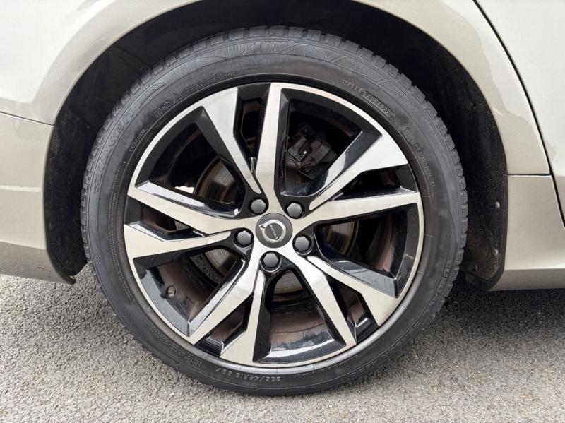 VOLVO V60 - B4 197ch R-Design Geartronic 8 - Groupe Polmar