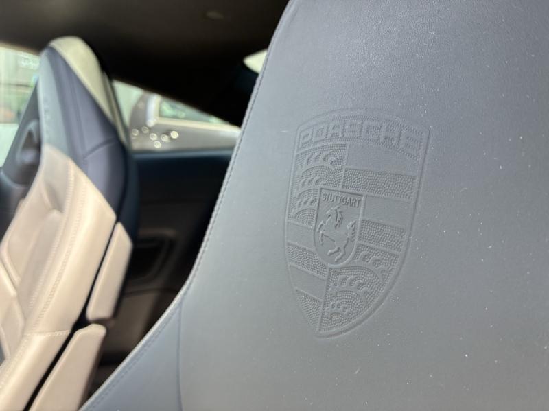 PORSCHE 911 Coupe